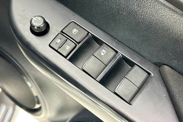 2023 Toyota HILUX SR (4x4) GUN126R 4X4