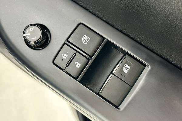 2023 Toyota HILUX WORKMATE (4x2) TGN121R 4x2