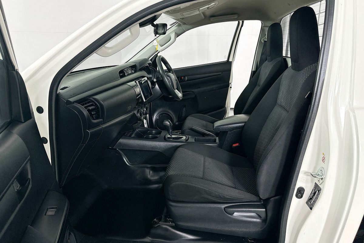 2019 Toyota HILUX WORKMATE TGN121R MY19 REAR WHEEL DRIVE