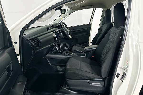 2019 Toyota HILUX WORKMATE TGN121R MY19 REAR WHEEL DRIVE