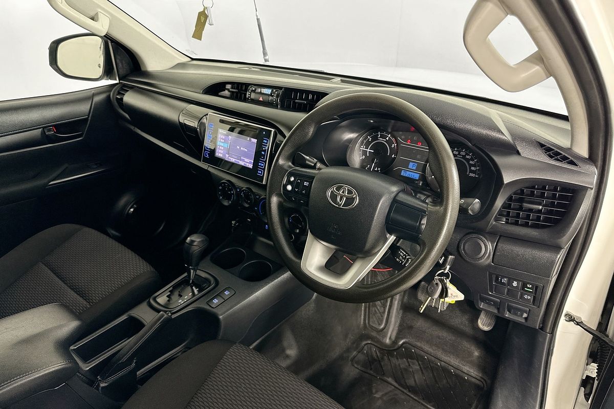 2019 Toyota HILUX WORKMATE (4x4) GUN125R MY19 4X4