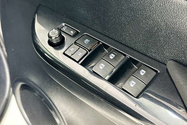 2021 Toyota HILUX SR5 (4x4) GUN126R FACELIFT 4X4