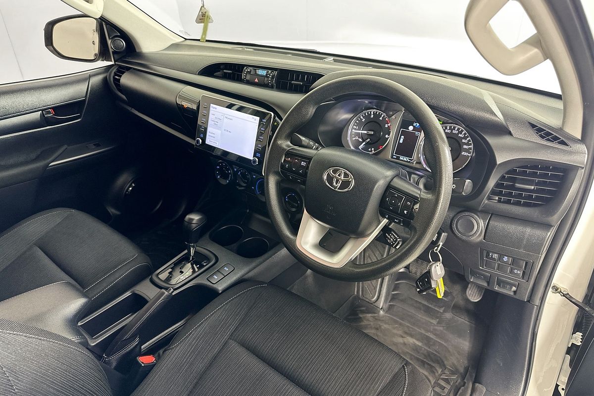 2022 Toyota HILUX SR (4x4) GUN126R 4X4