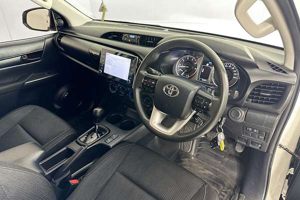 2022 Toyota HILUX SR (4x4) GUN126R 4X4