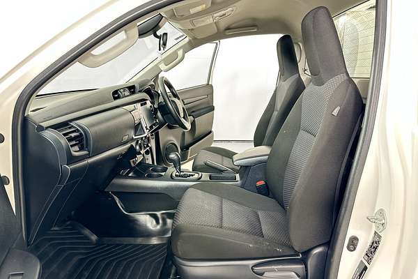 2022 Toyota HILUX WORKMATE (4x2) TGN121R 4x2