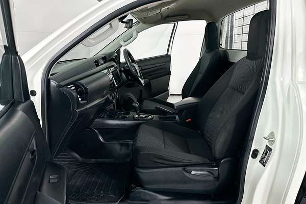 2019 Toyota HILUX WORKMATE TGN121R MY19 REAR WHEEL DRIVE