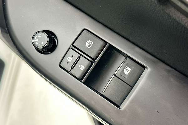 2021 Toyota HILUX WORKMATE (4x2) TGN121R 4x2