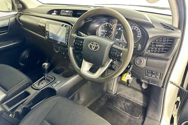 2022 Toyota HILUX SR (4x4) GUN126R 4X4