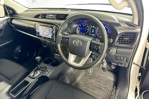 2019 Toyota HILUX SR (4x4) GUN126R MY19 4X4