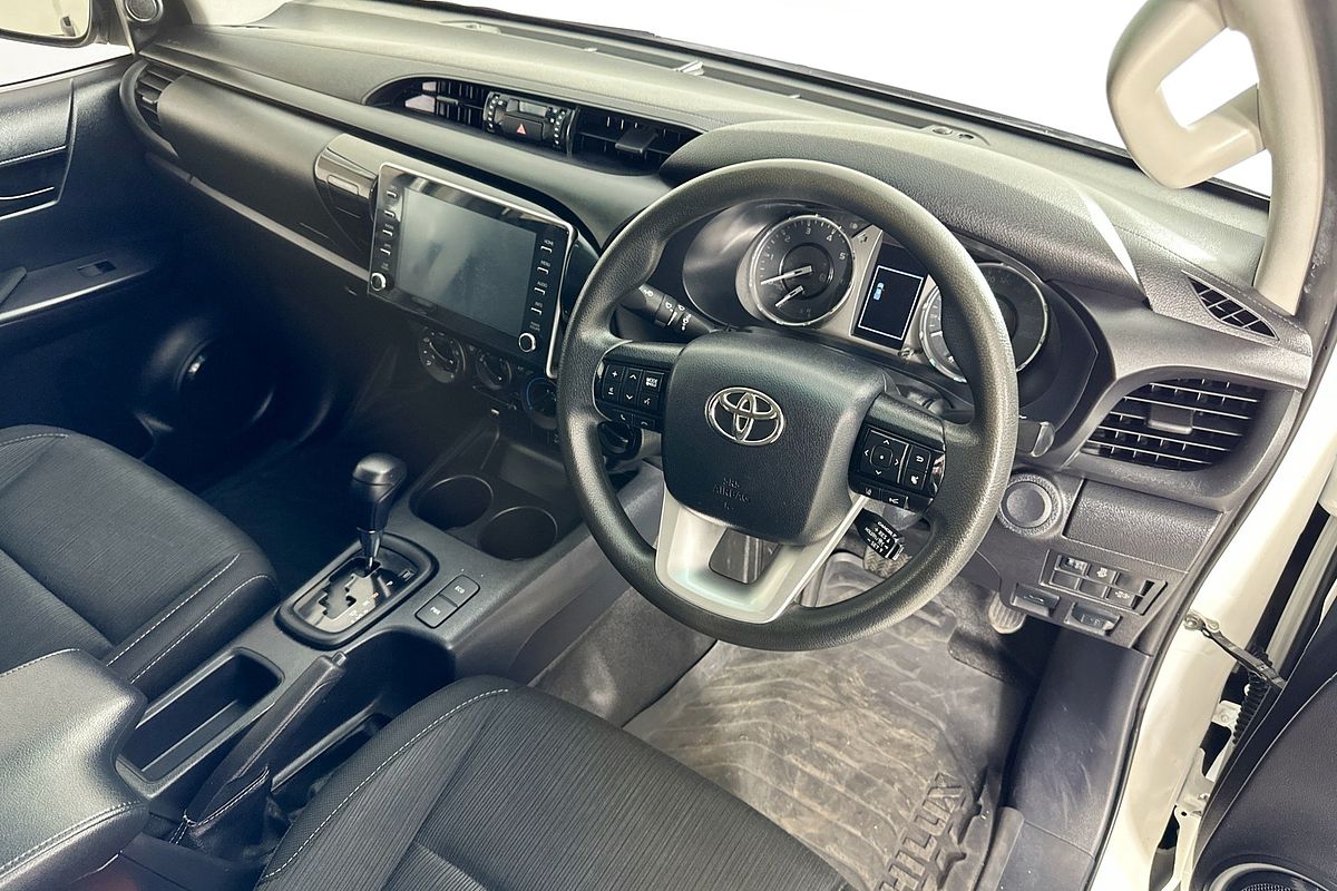 2022 Toyota HILUX SR (4x4) GUN126R 4X4
