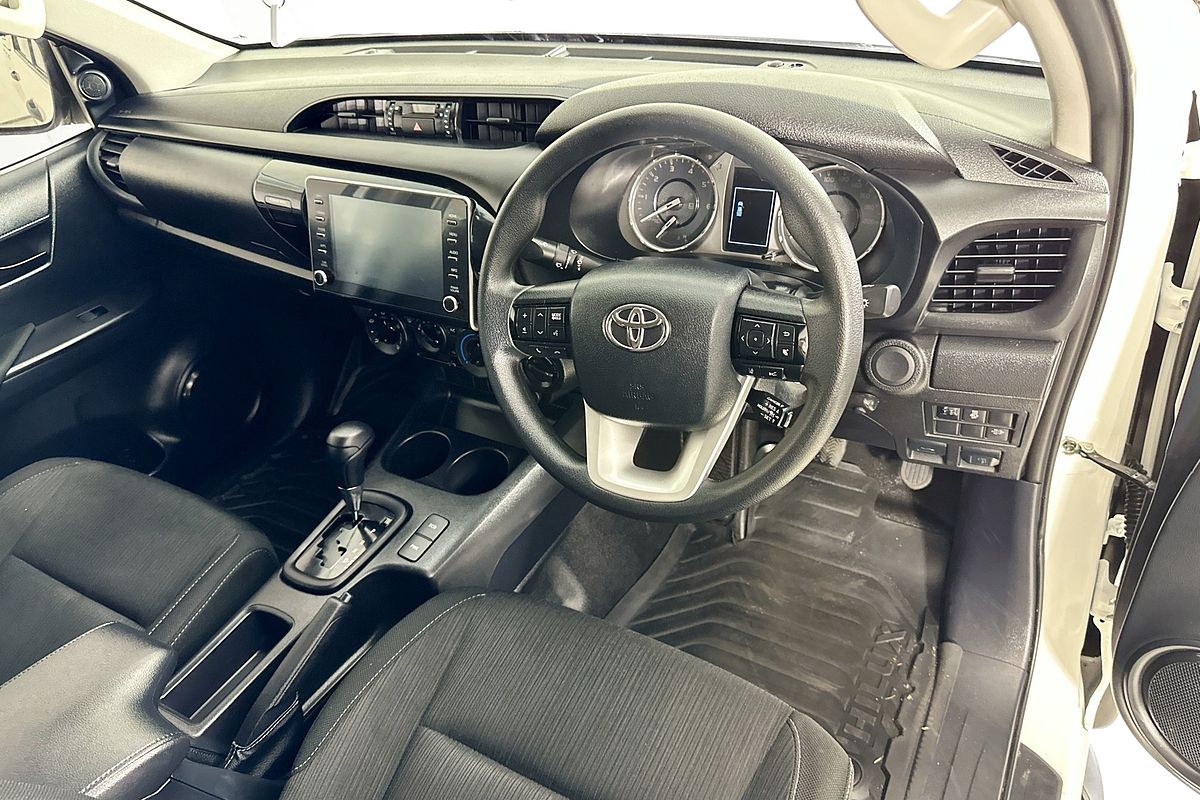 2022 Toyota HILUX SR (4x4) GUN126R 4X4