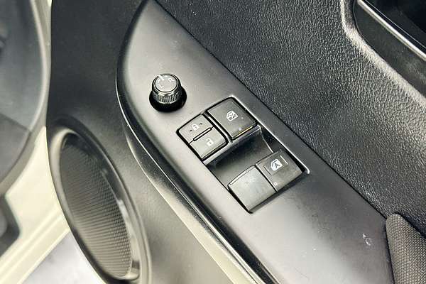 2019 Toyota HILUX WORKMATE HI-RIDER GUN135R MY19 UPGRADE REAR WHEEL DRIVE