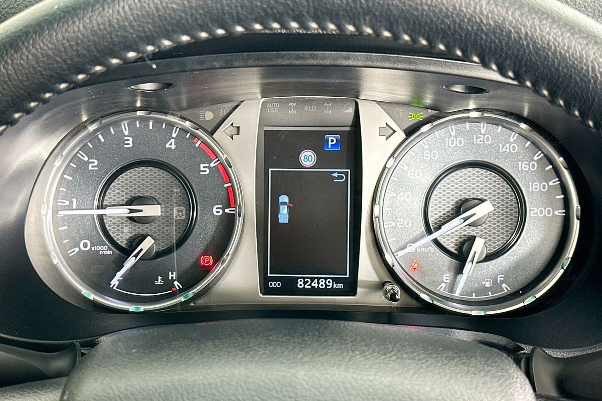 2022 Toyota HILUX SR5 (4x4) GUN126R 4X4