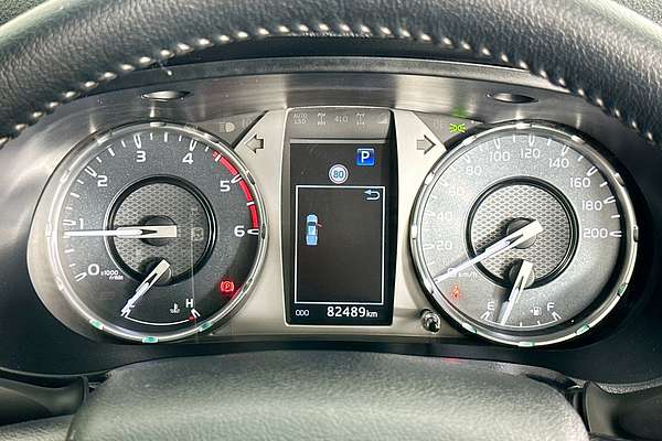 2022 Toyota HILUX SR5 (4x4) GUN126R 4X4