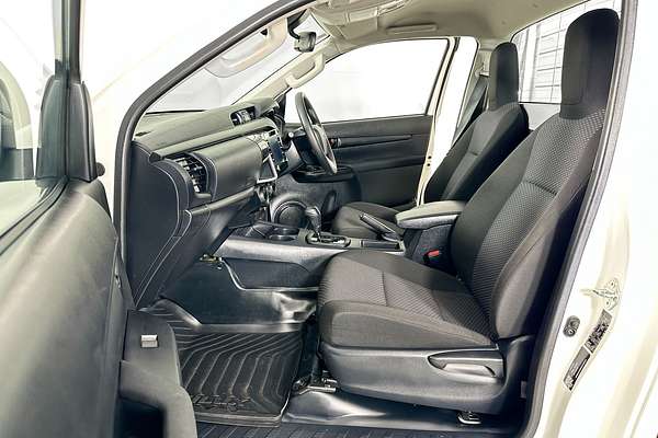 2023 Toyota HILUX WORKMATE (4x2) TGN121R 4x2