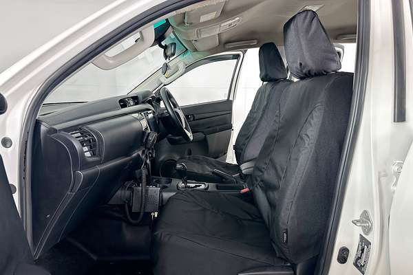 2020 Toyota HILUX SR (4x4) GUN126R MY19 UPGRADE 4X4