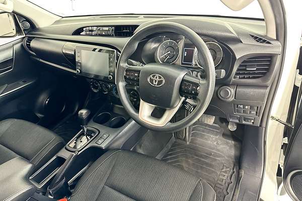 2022 Toyota HILUX SR (4x4) GUN126R 4X4