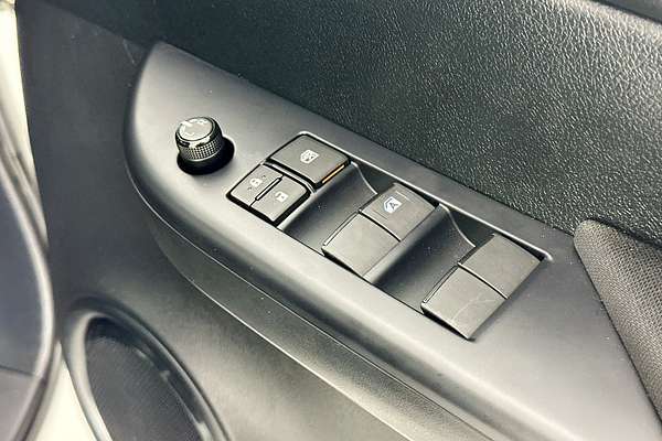 2023 Toyota HILUX SR (4x4) GUN126R 4X4