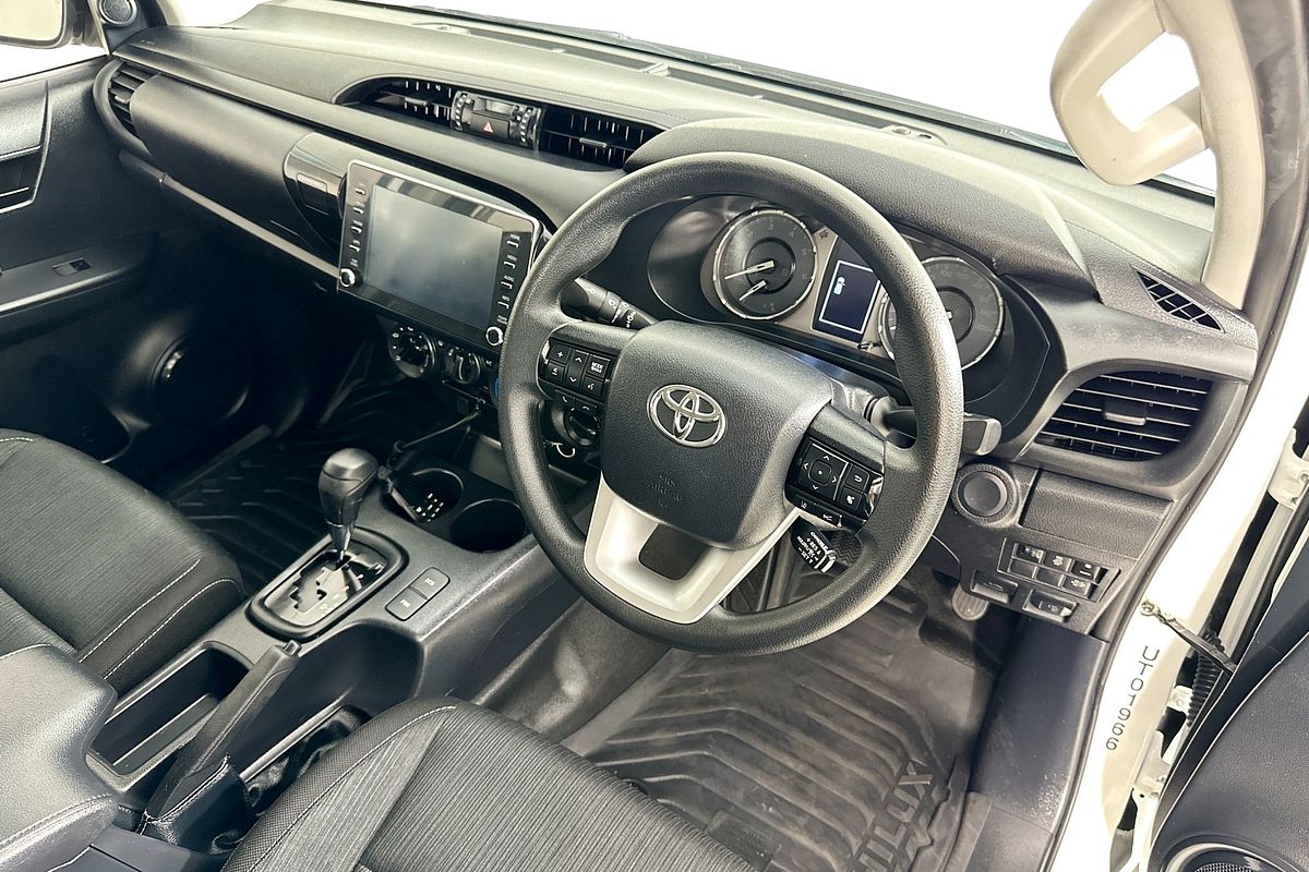 2022 Toyota HILUX SR (4x4) GUN126R 4X4