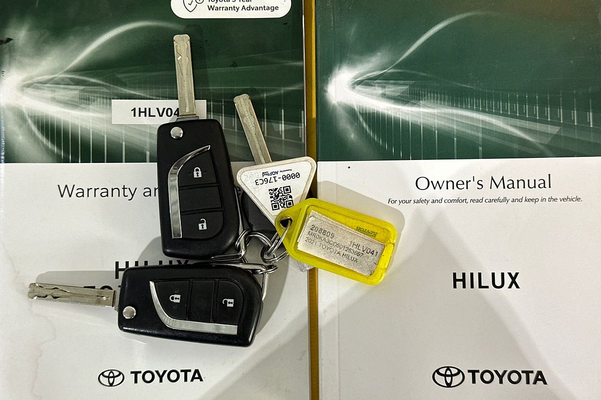 2021 Toyota HILUX SR GUN126R 4X4