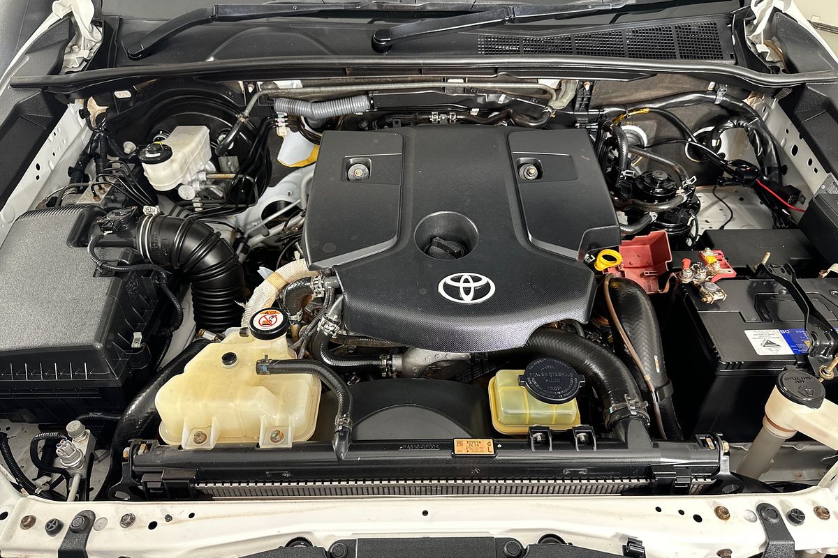 2018 Toyota HILUX SR GUN126R 4X4