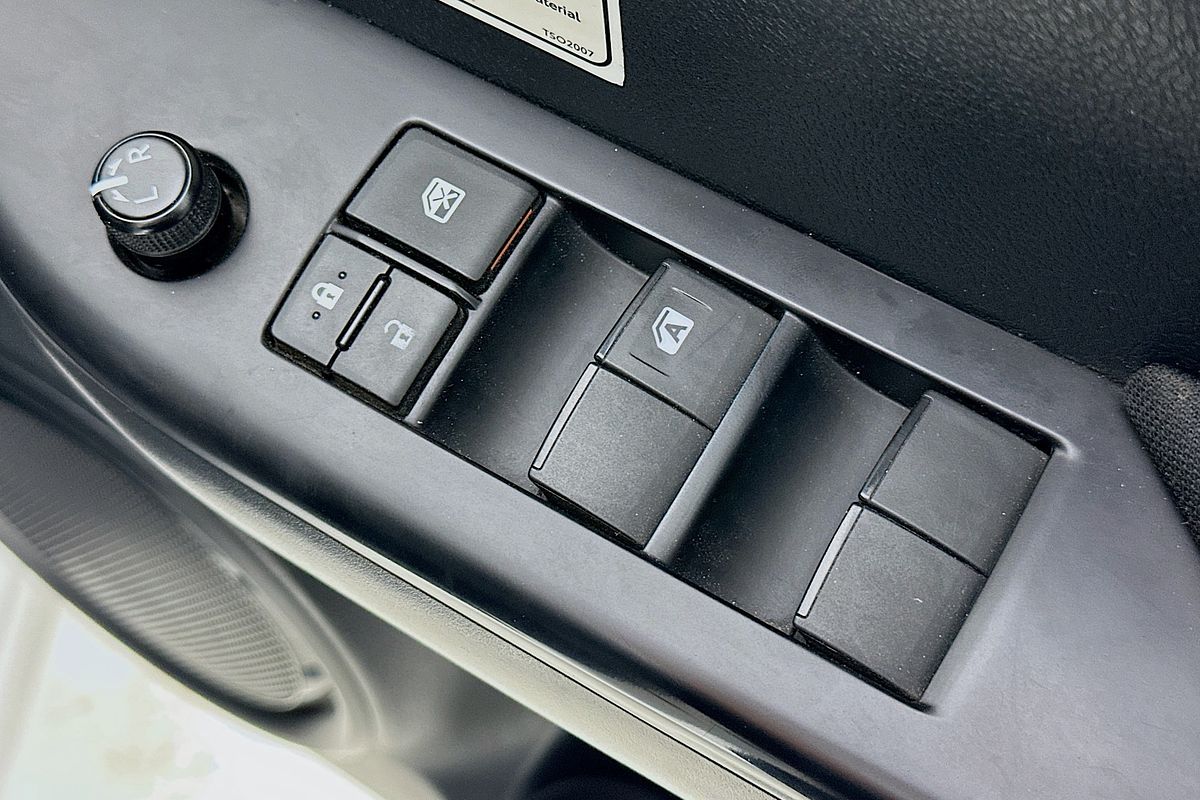 2021 Toyota HILUX WORKMATE (4x4) GUN125R 4X4