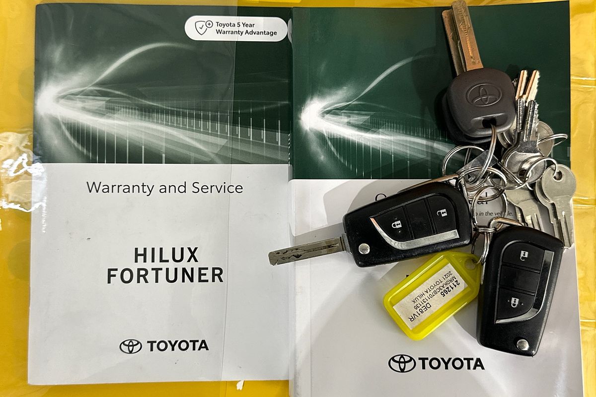 2021 Toyota HILUX SR (4x4) GUN126R 4X4
