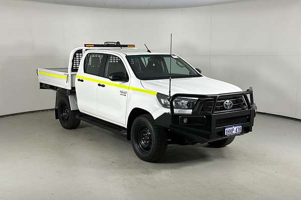 2020 Toyota HILUX SR (4x4) GUN126R FACELIFT 4X4