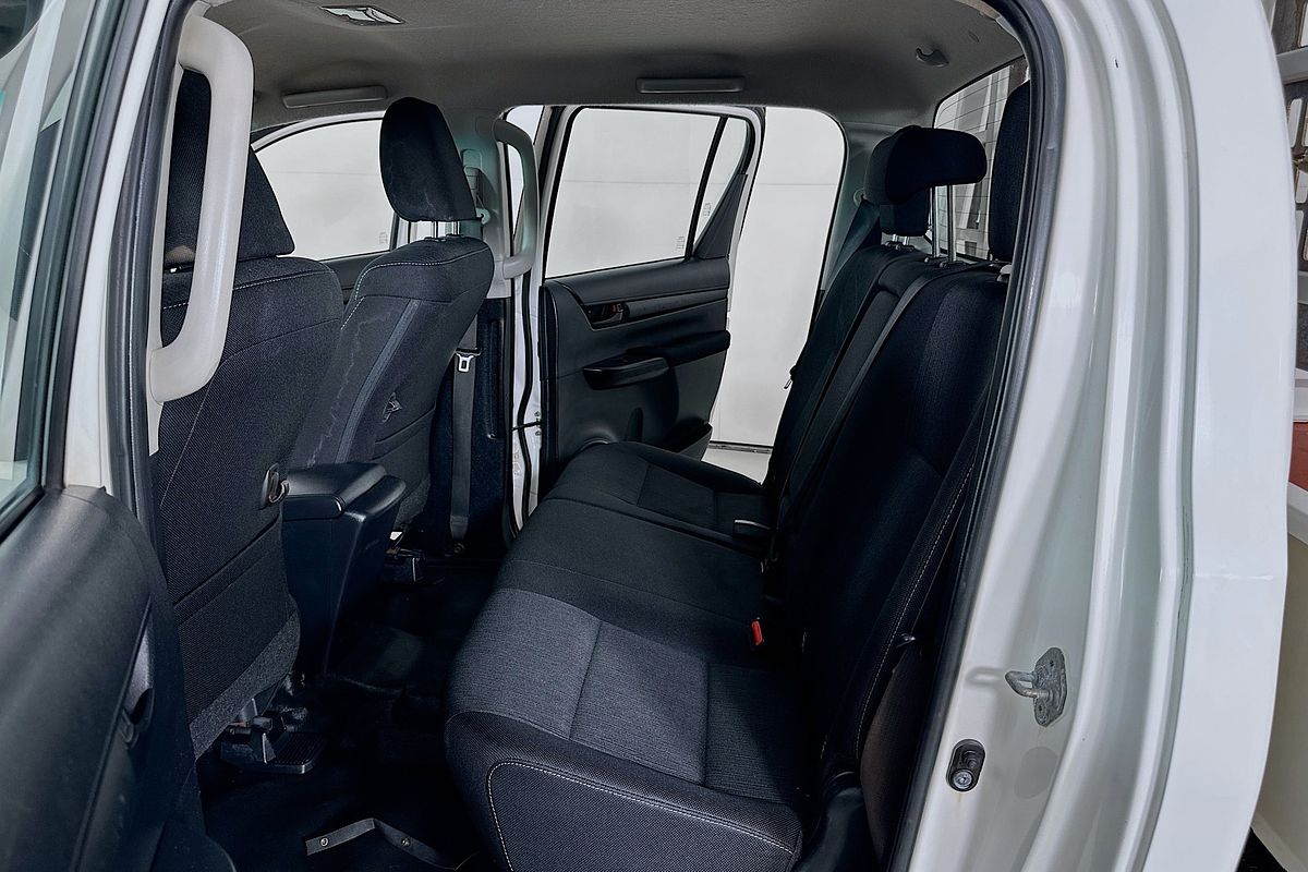 2019 Toyota HILUX SR GUN126R 4X4