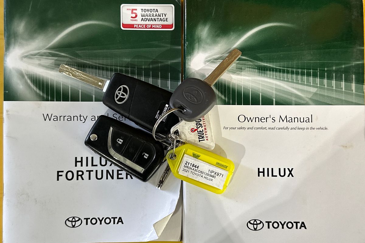 2021 Toyota HILUX SR (4x4) GUN126R 4X4