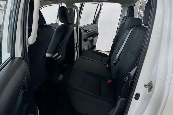 2020 Toyota HILUX SR (4x4) GUN126R MY19 UPGRADE 4X4