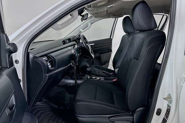 2023 Toyota Hilux SR GUN126R 4X4