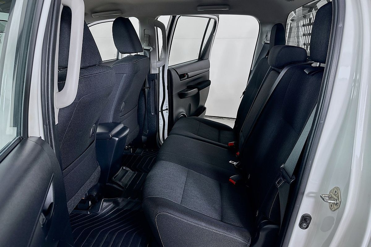 2022 Toyota HILUX SR (4x4) GUN126R 4X4