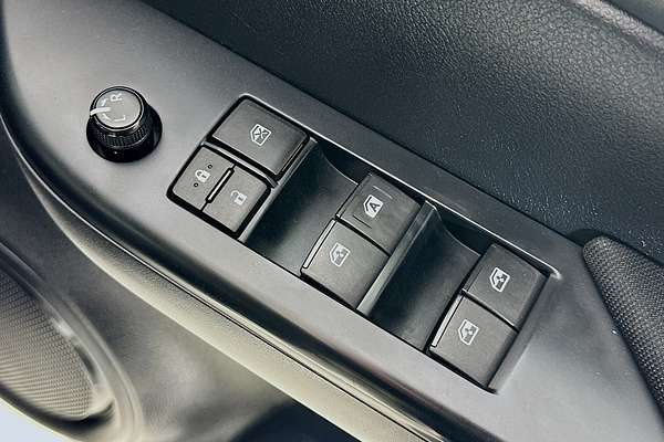2017 Toyota HILUX WORKMATE (4x4) GUN125R MY17 4X4