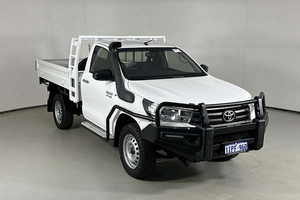 2016 Toyota HILUX SR (4x4) GUN126R 4X4