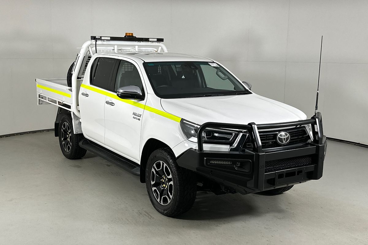2021 Toyota HILUX SR5 (4x4) GUN126R FACELIFT 4X4
