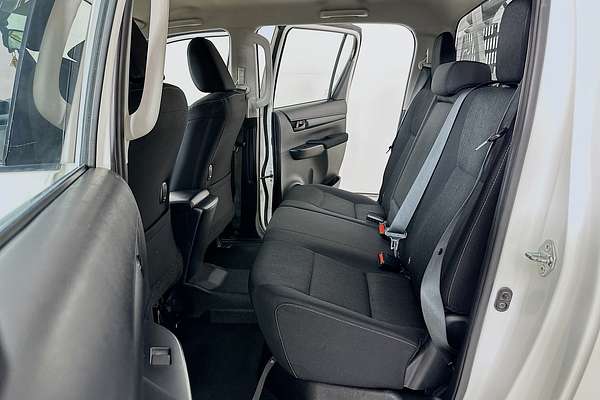 2022 Toyota HILUX SR (4x4) GUN126R 4X4
