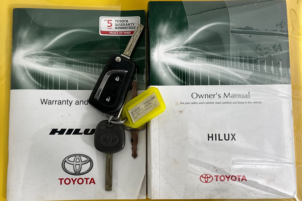2020 Toyota HILUX SR (4x4) GUN126R MY19 UPGRADE 4X4