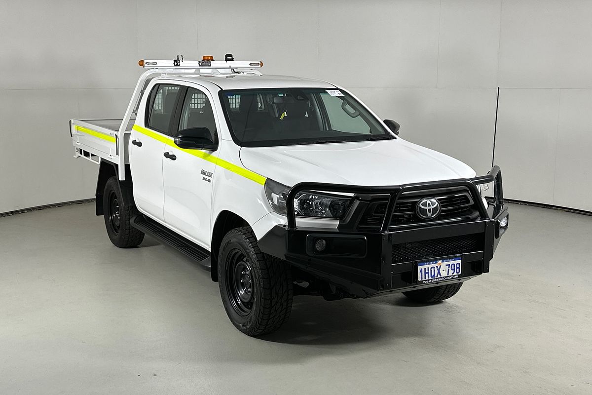 2022 Toyota HILUX SR (4x4) STEEL WHEELS GUN126R 4X4