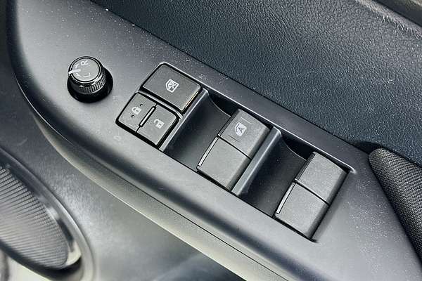2023 Toyota HILUX SR GUN126R 4X4