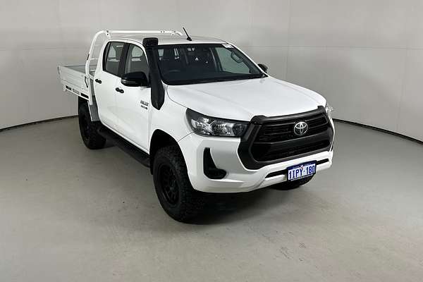 2020 Toyota HILUX SR (4x4) GUN126R FACELIFT 4X4