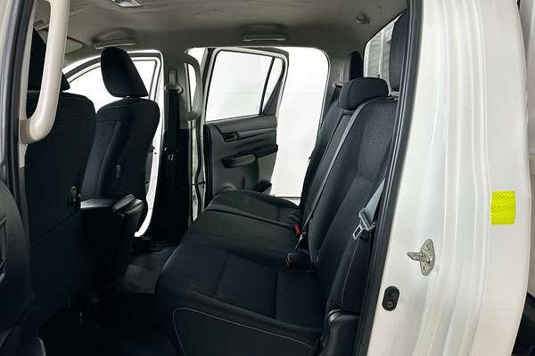 2021 Toyota HILUX SR (4x4) GUN126R FACELIFT 4X4