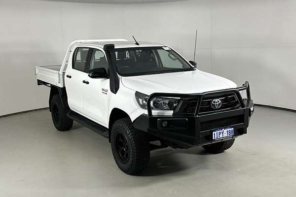 2020 Toyota HILUX SR (4x4) GUN126R FACELIFT 4X4