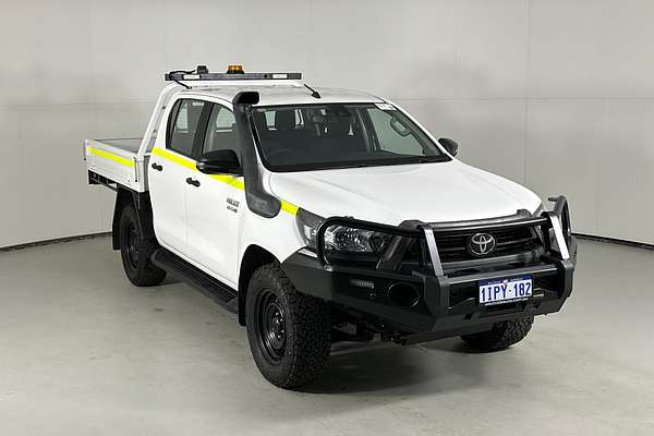 2020 Toyota HILUX SR (4x4) GUN126R FACELIFT 4X4