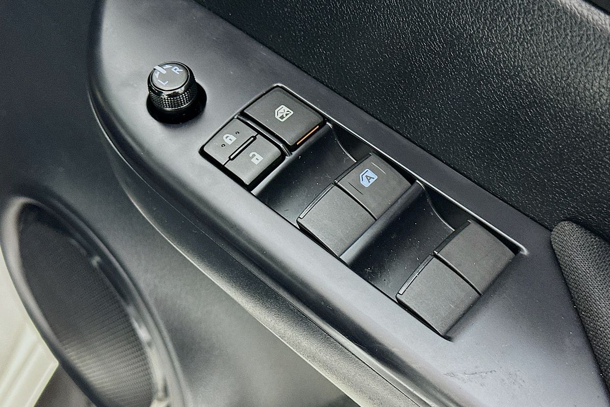 2022 Toyota HILUX SR HI-RIDER (4x2) GUN136R REAR WHEEL DRIVE