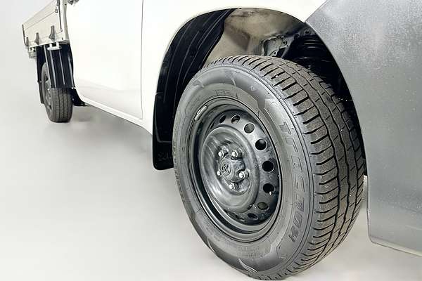 2017 Toyota HILUX WORKMATE TGN121R REAR WHEEL DRIVE