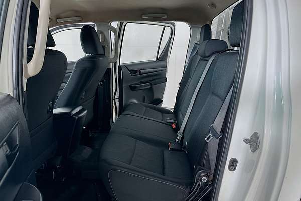 2019 Toyota HILUX SR (4x4) GUN126R MY19
