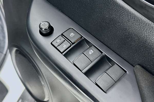 2022 Toyota HILUX SR HI-RIDER (4x2) GUN136R REAR WHEEL DRIVE