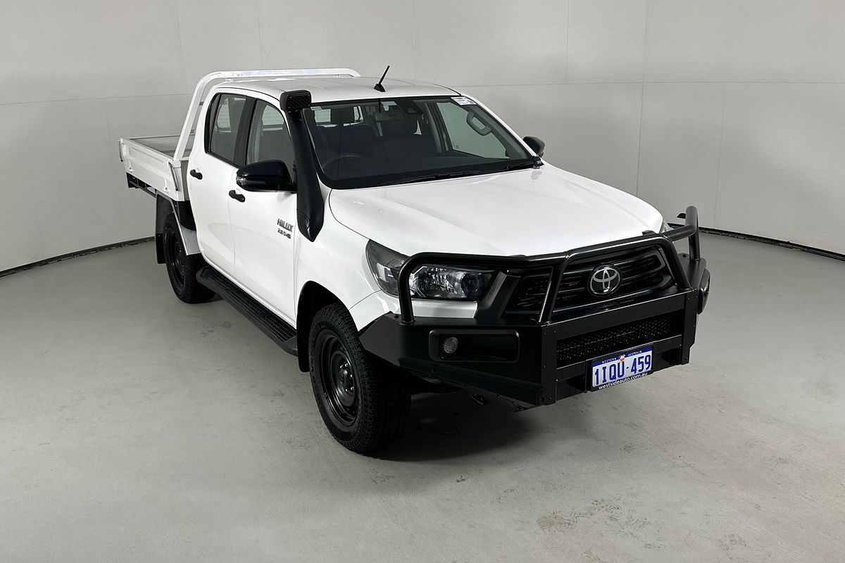 2020 Toyota HILUX SR (4x4) GUN126R FACELIFT 4X4