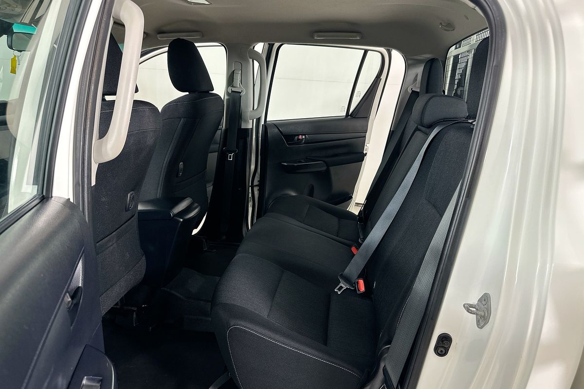2022 Toyota HILUX SR (4x4) GUN126R 4X4